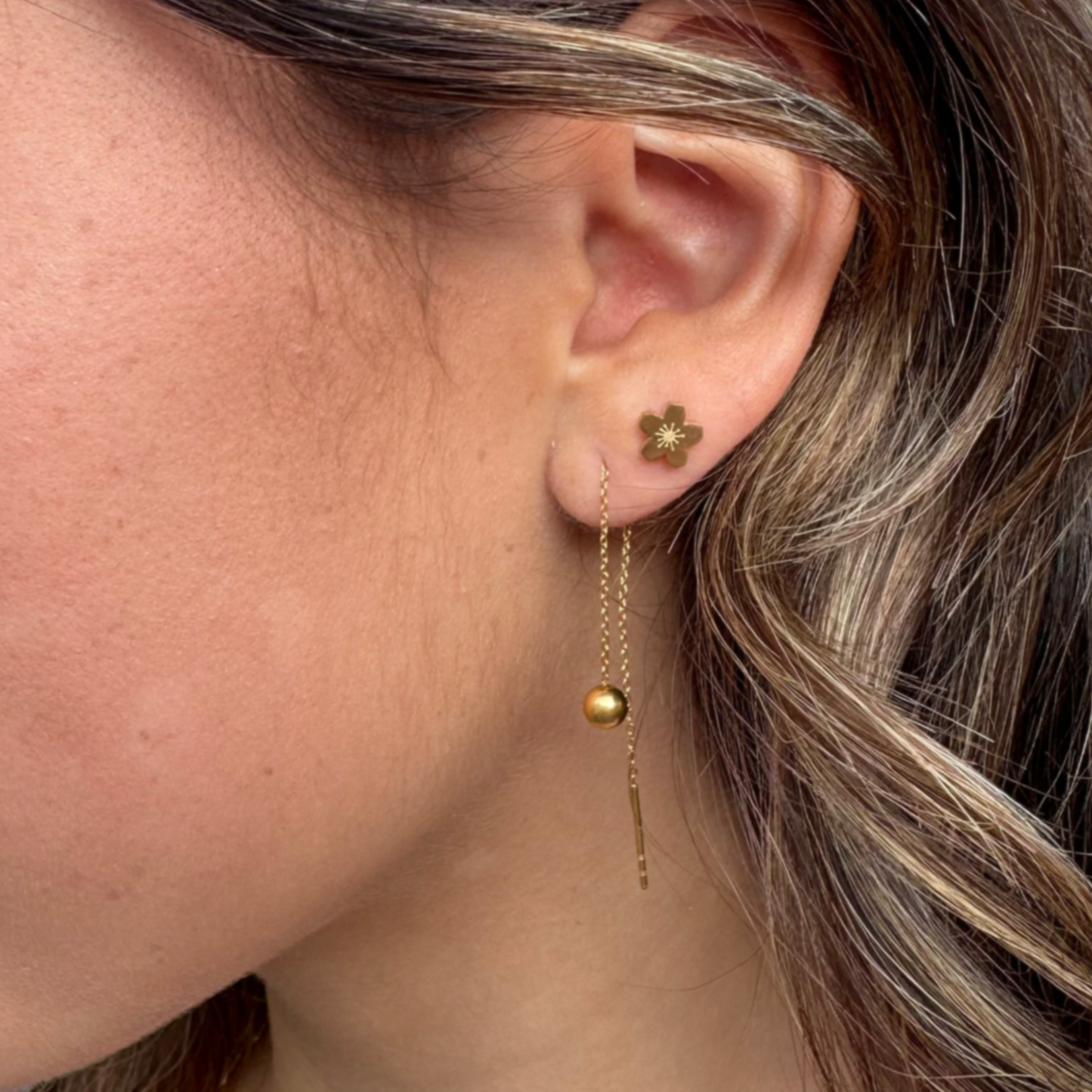Minimalist ball end ear thread earrings in Silver