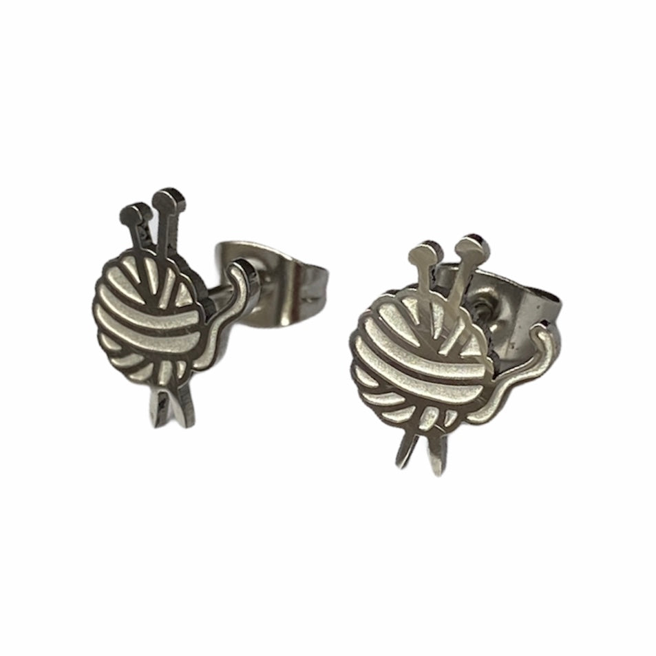 Knitting Needles and Yarn Studs Silver