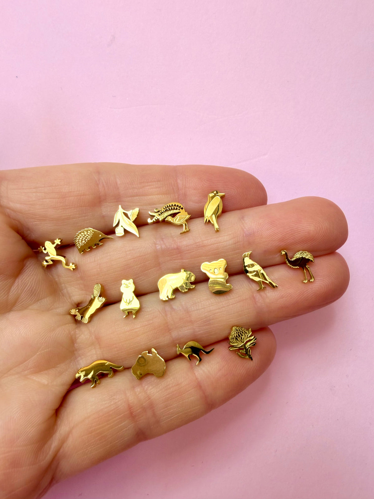 Waratah Earrings Gold