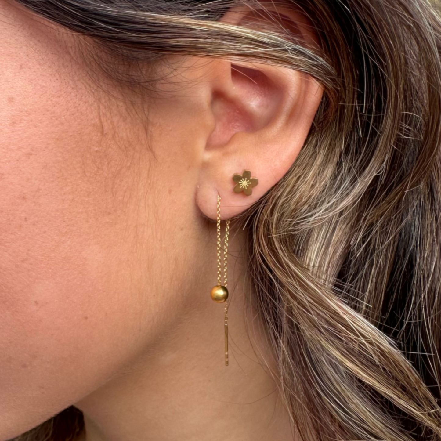 Minimalist ball end ear thread earrings in Gold