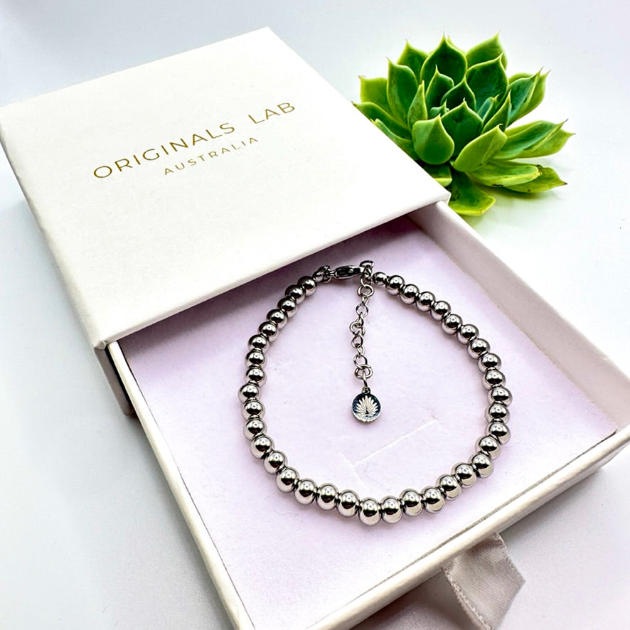 Classic Orb Bracelet Silver