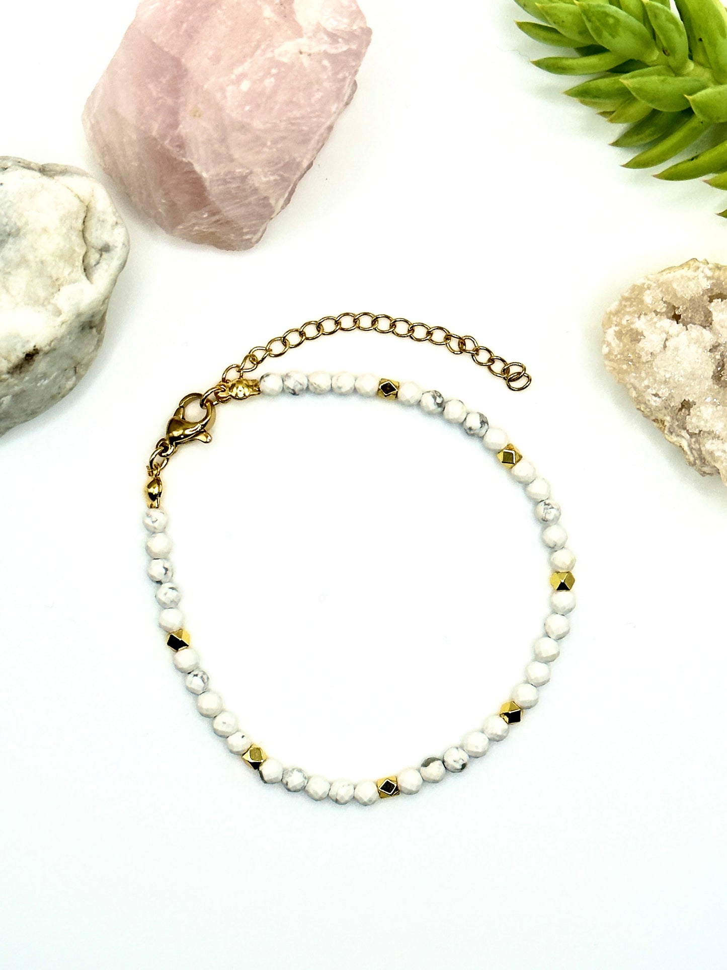Howlite Natural Gem Stone Bracelet
