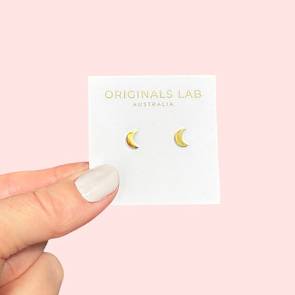 Moon Crescent Studs Gold
