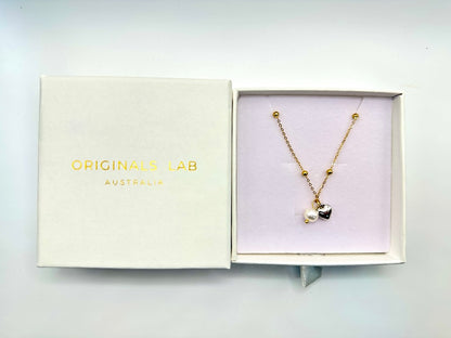 Satellite chain necklace with natural pearl and heart charm