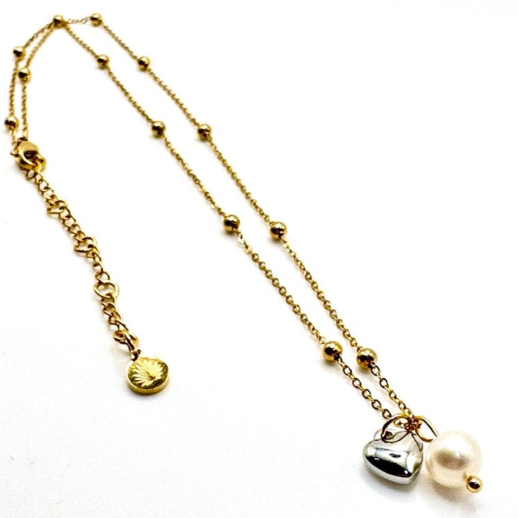 Satellite chain necklace with natural pearl and heart charm