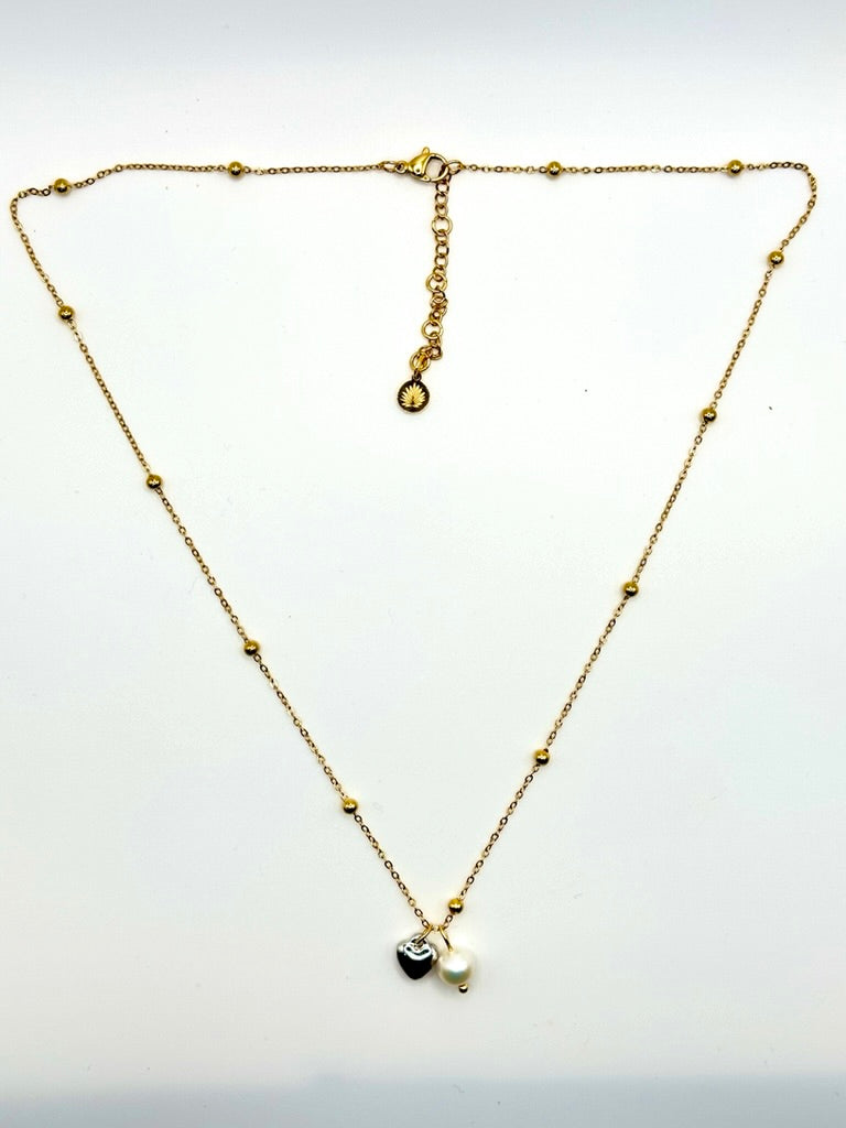 Satellite chain necklace with natural pearl and heart charm
